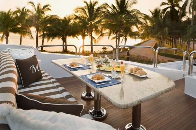 Scott Free - Bow Seating and Dining
